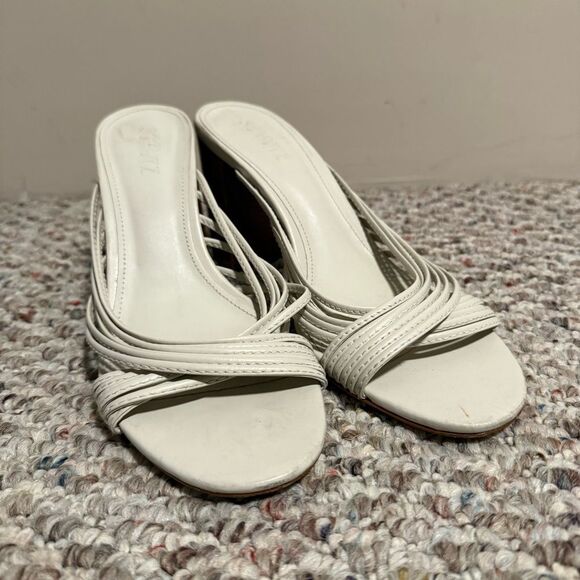 SCHUTZ Pearl Evangeline Block Heel Slide Sandal- Size 9 - Picture 5 of 9